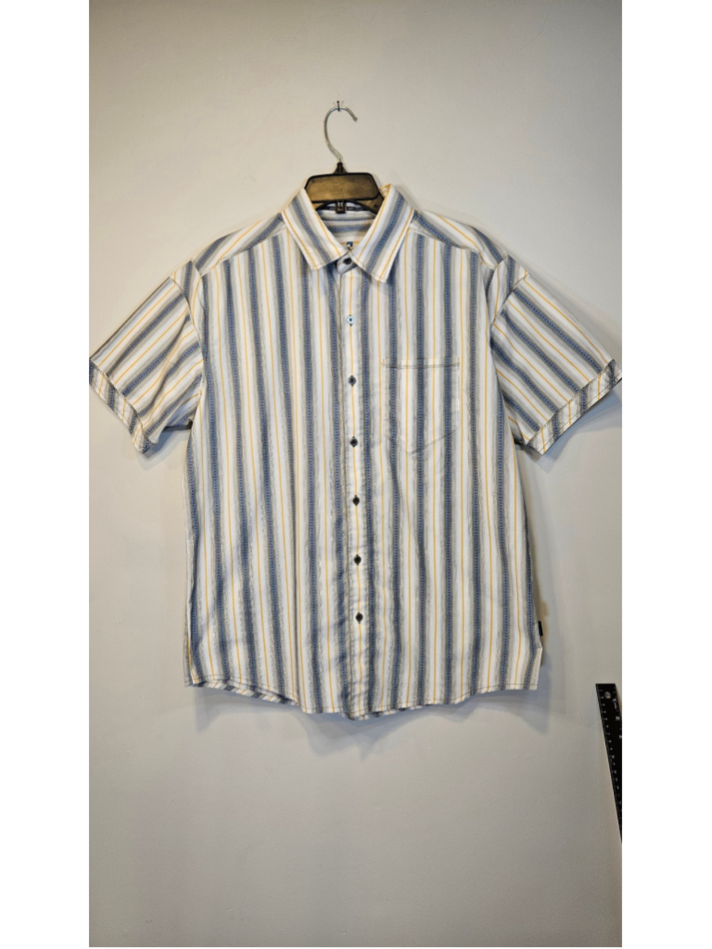 Kuhl Mens Large Short Sleeve Button Up Shirt Striped Outdoor Hiking Gray